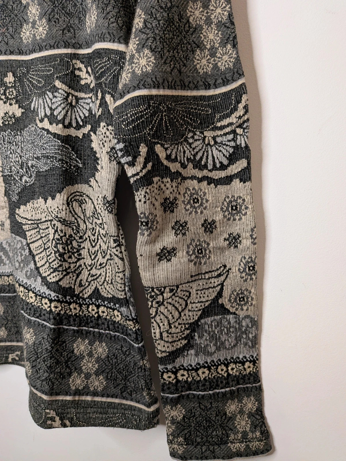 Pull à motifs – J.J. Garella – taille M / 38 / 10 4