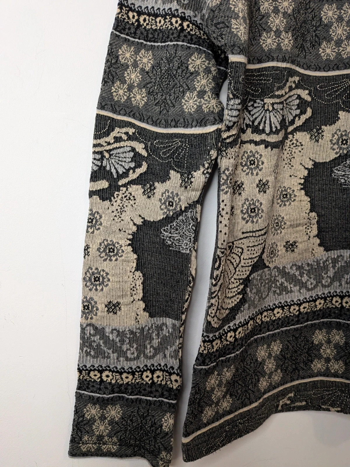 Pull à motifs – J.J. Garella – taille M / 38 / 10 5