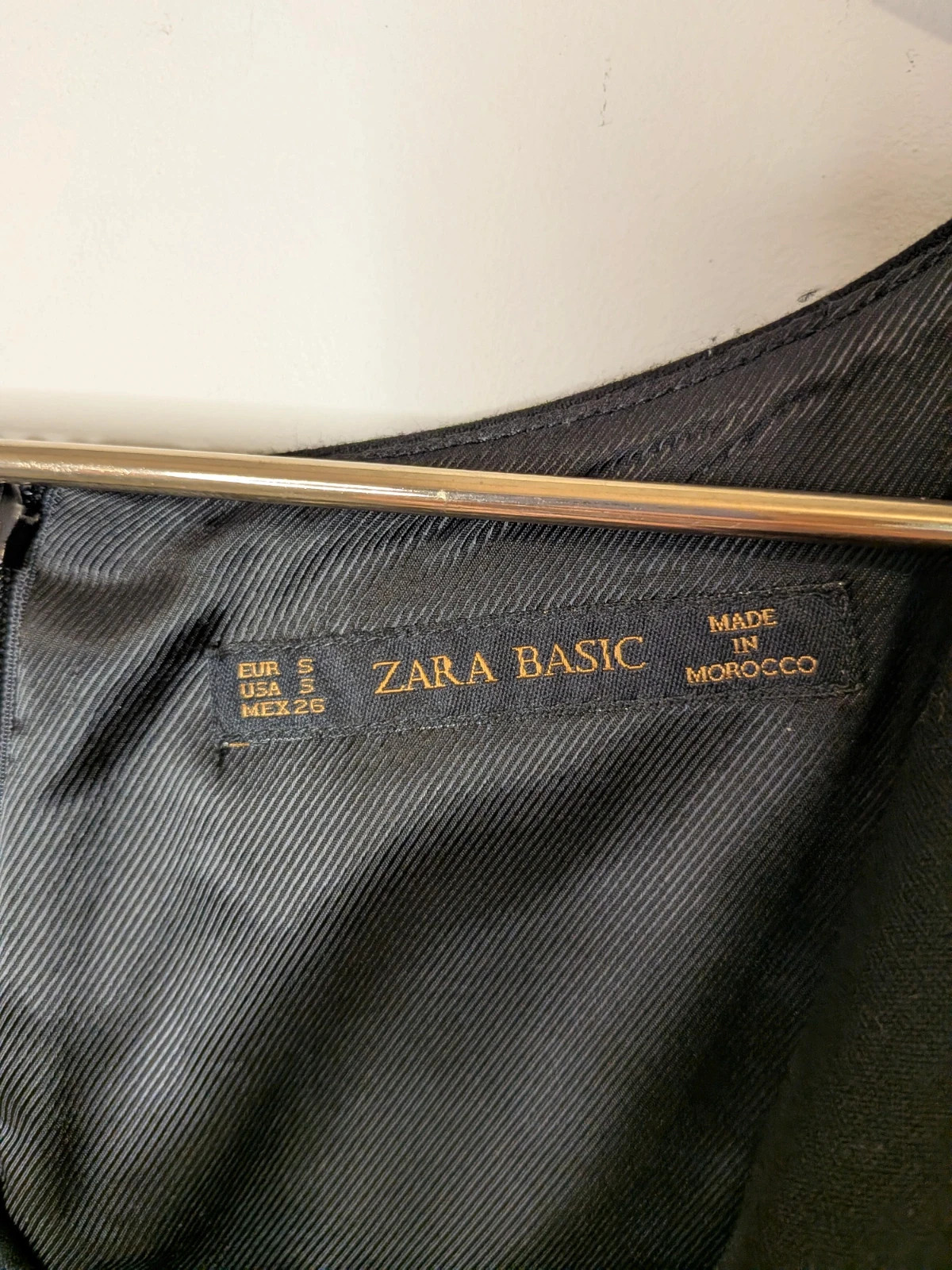 Petite robe noire – Zara – taille S / 36 / 8 4