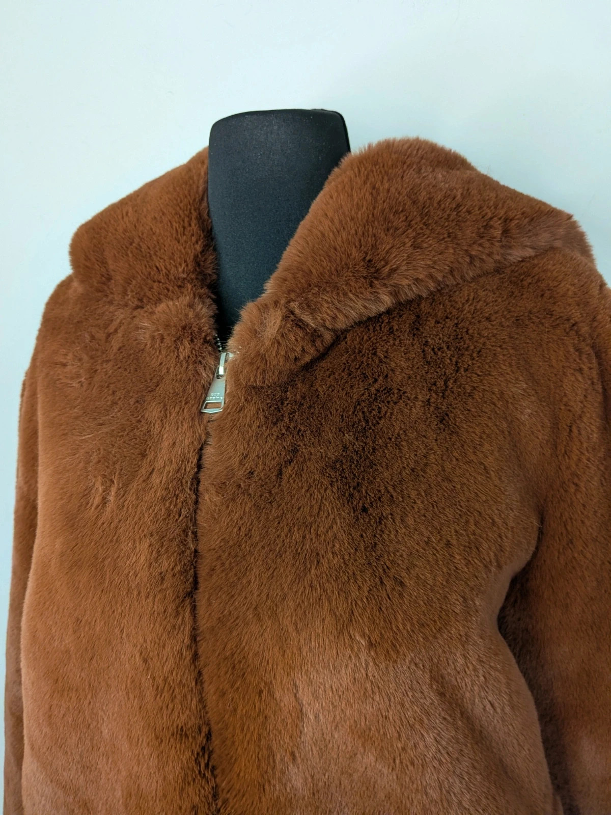 Blouson zippé en fausse fourrure – Cop Copine – taille L / 40 / 12 2