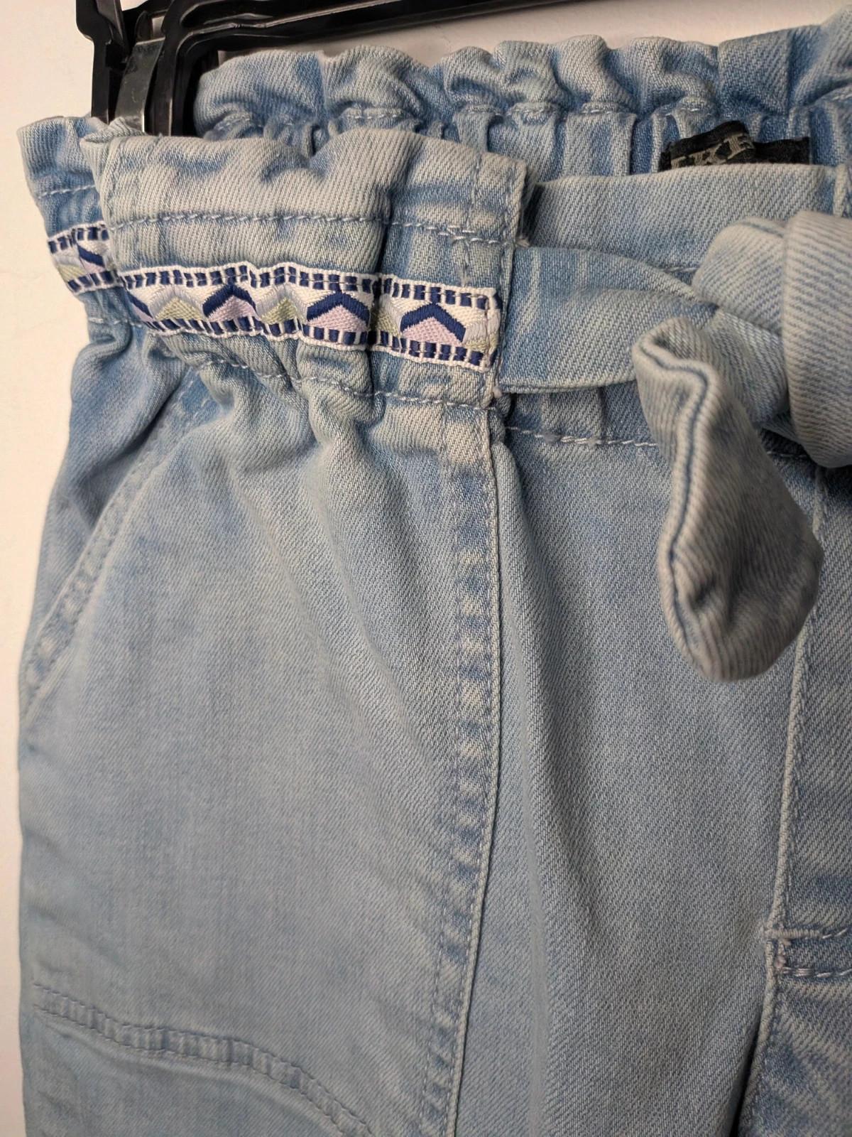 Jeans – IKKS – taille 10 ans / 140 cm 3