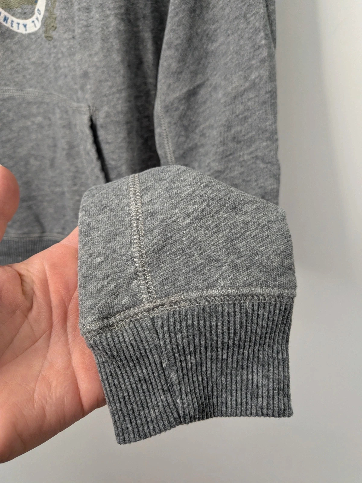 Sweat capuche Homme – Abercrombie & Fitch – taille M / 38 / 10 4