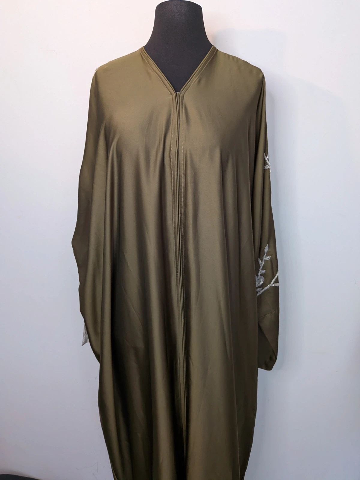 Authentique Abaya du Qatar – inconnue – taille Taille unique 2