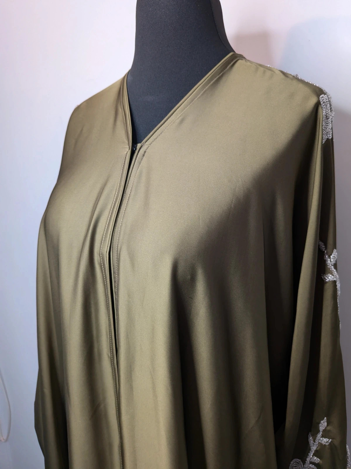 Authentique Abaya du Qatar – inconnue – taille Taille unique 3