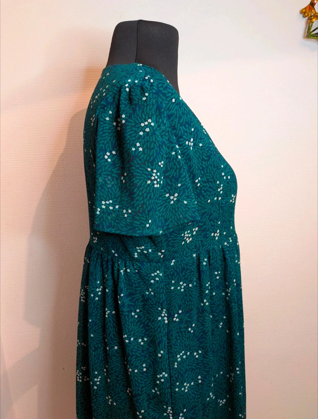 Robe légère – Le Temps des Cerises – taille L / 40 / 12 5