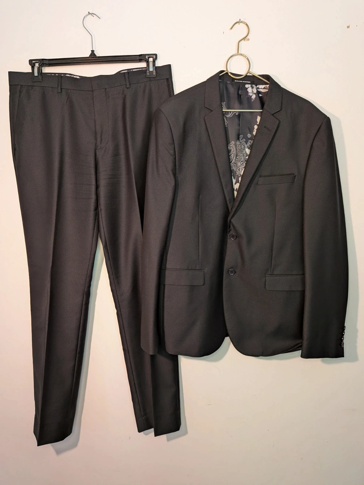 Costume élégant
