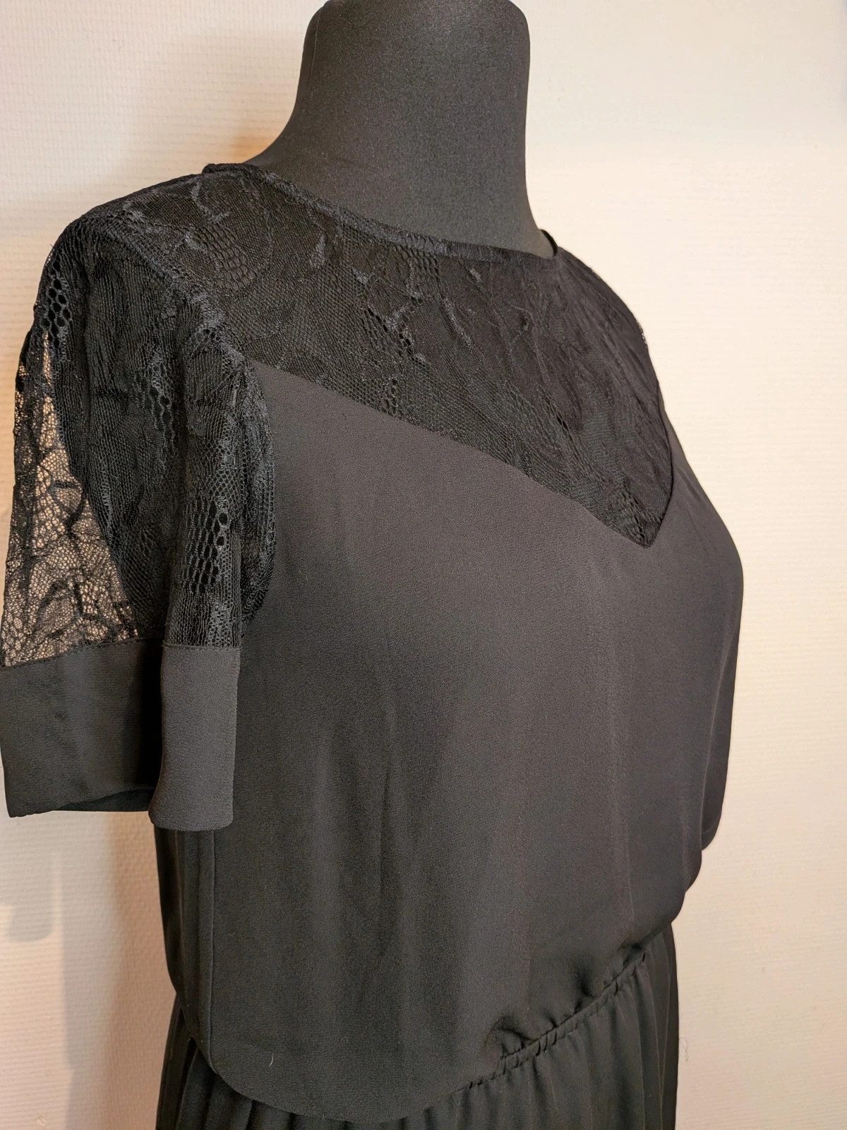Robe noire – Samsøe Samsøe – taille M / 38 / 10 4
