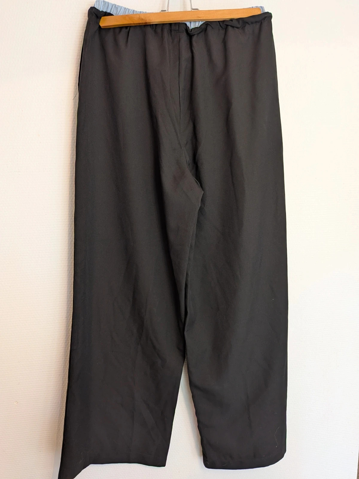 Pantalon Chill – Kiabi – taille XXL / 44 / 16 5