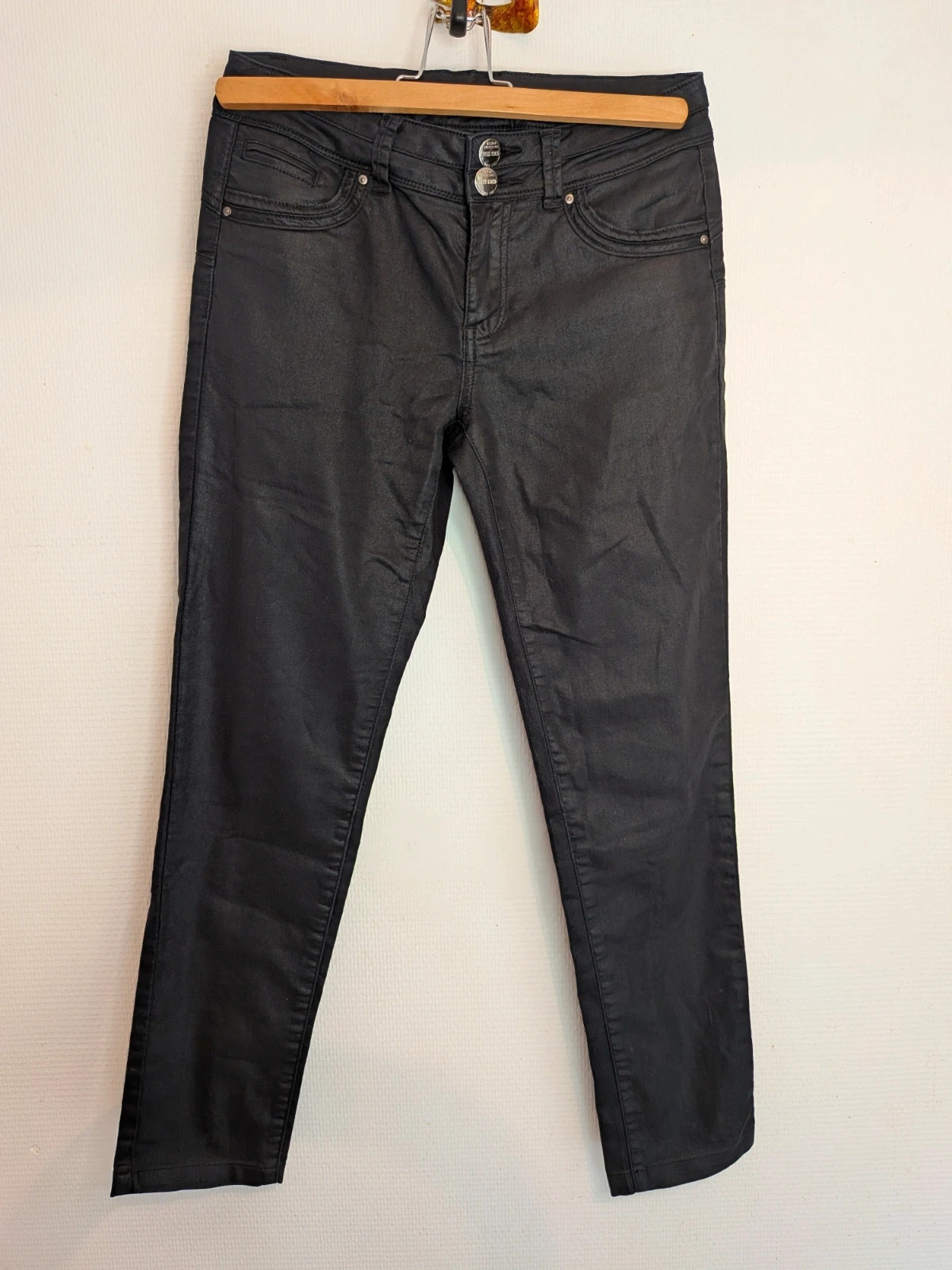 Pantalon effet ciré