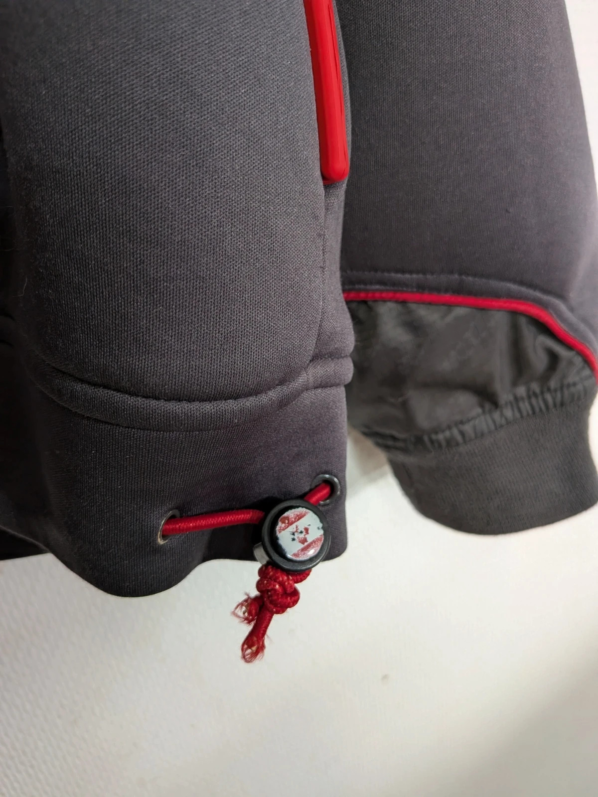 Sweat à capuche – anapurna – taille L 5