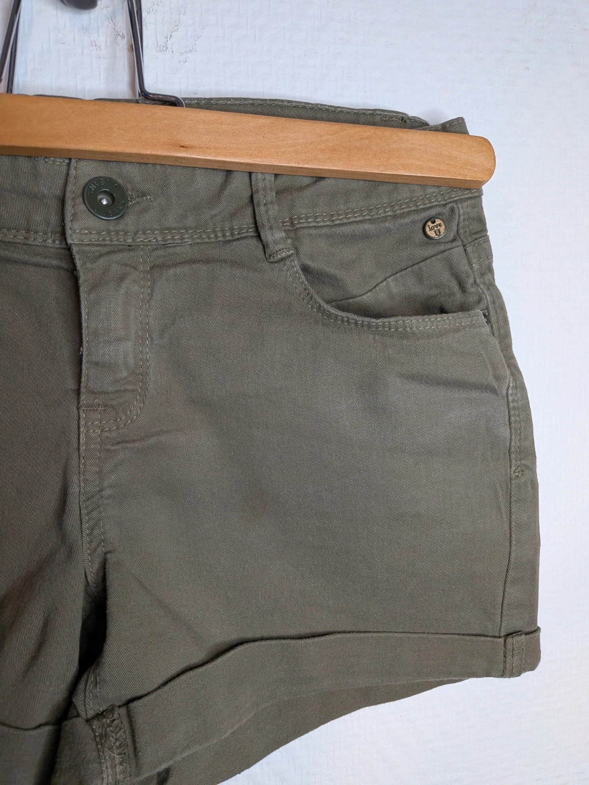Short kaki – Jennyfer – taille XXS / 32 / 4 2