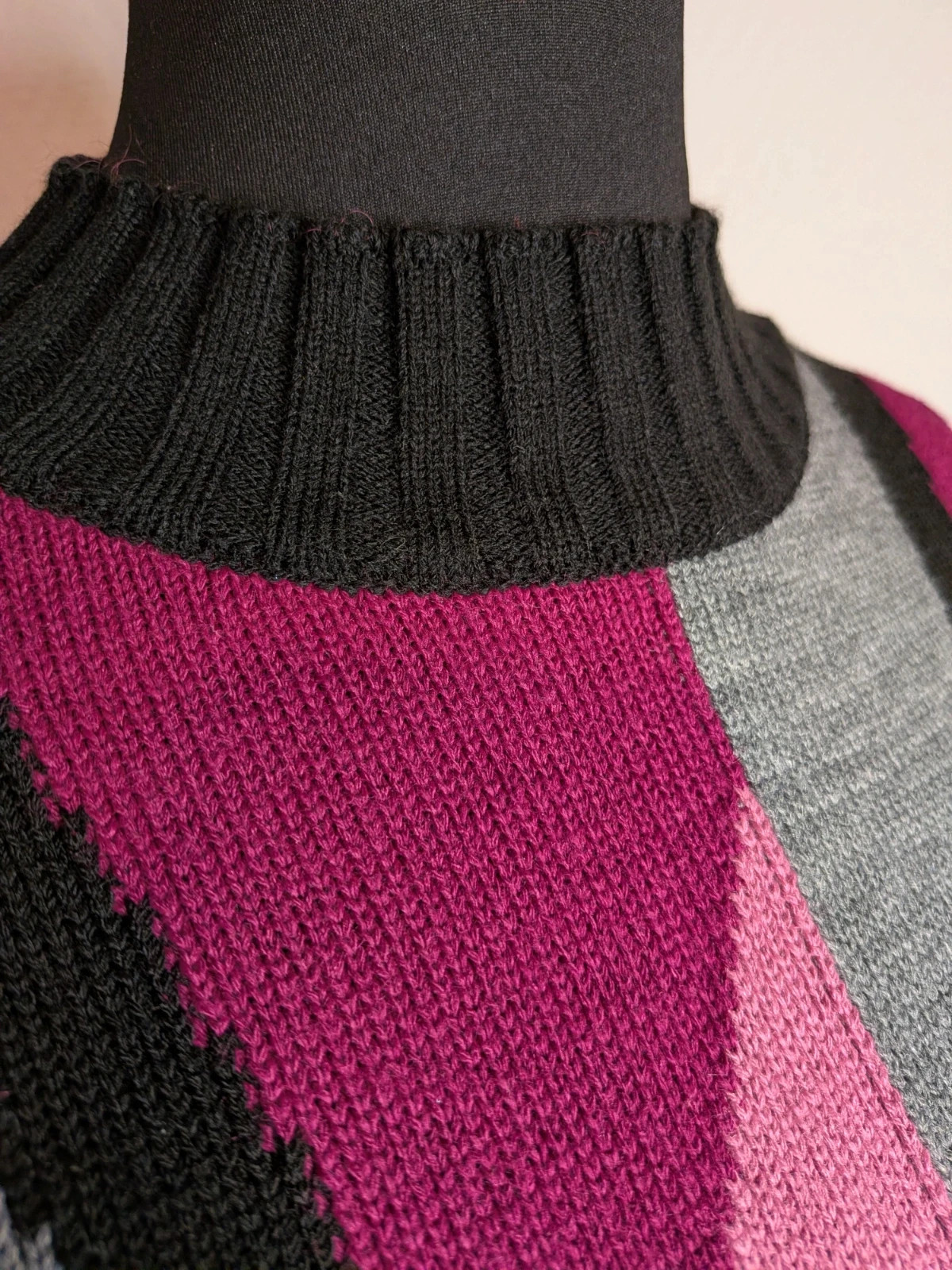 Pull géométrique – Afibel – taille M / 38 / 10 4