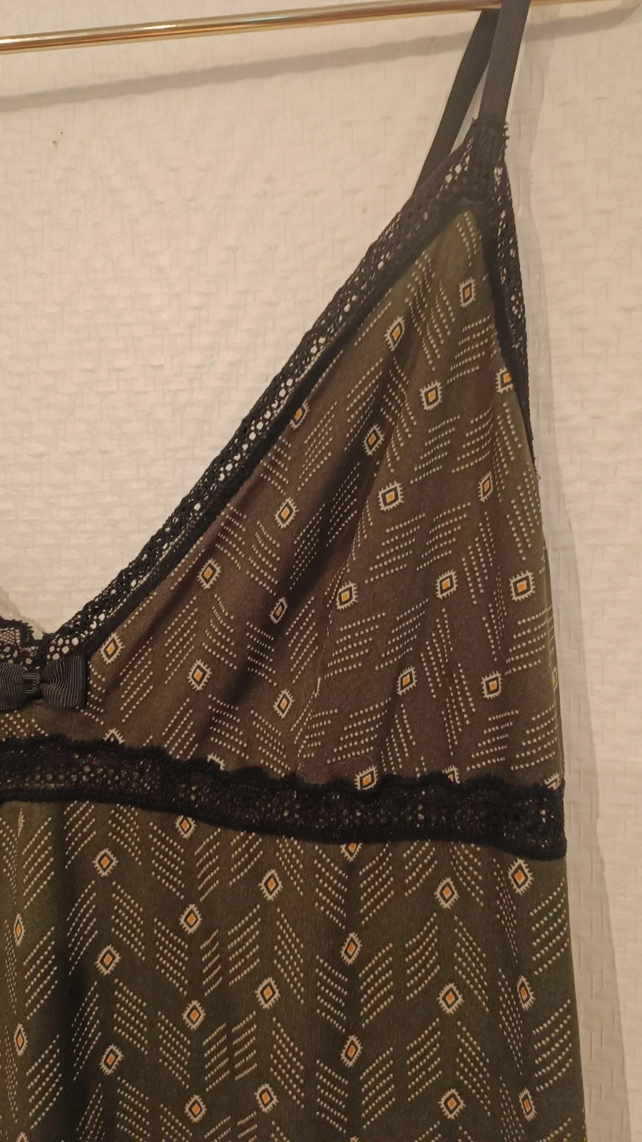 Nuisette verte olive – LH by La Halle – taille L / 40 / 12 2