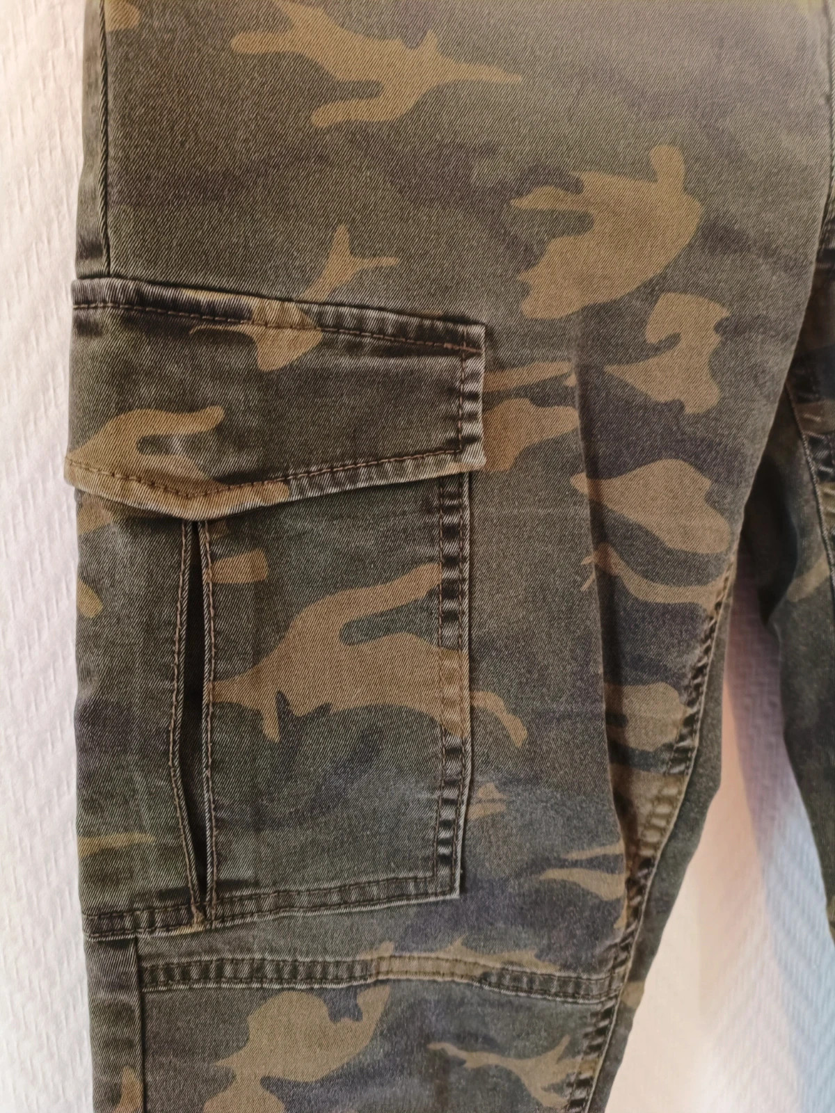 Pantalon militaire – C&A – taille L / 40 / 12 5