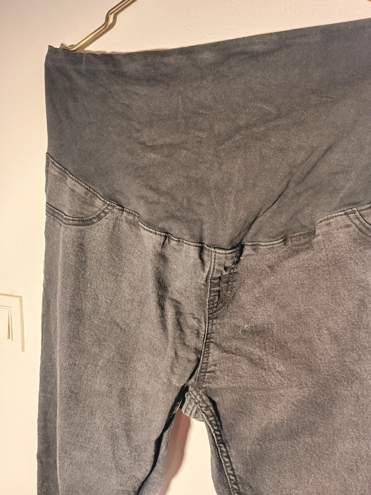Pantalon de grossesse – Kiabi – taille L / 40 / 12 4