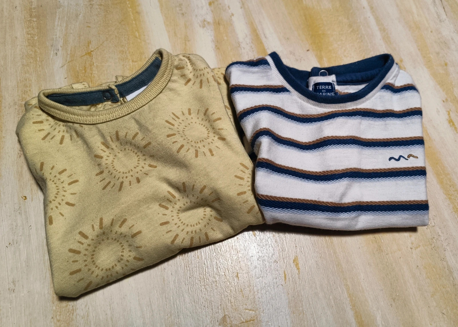 Lot t-shirts enfant