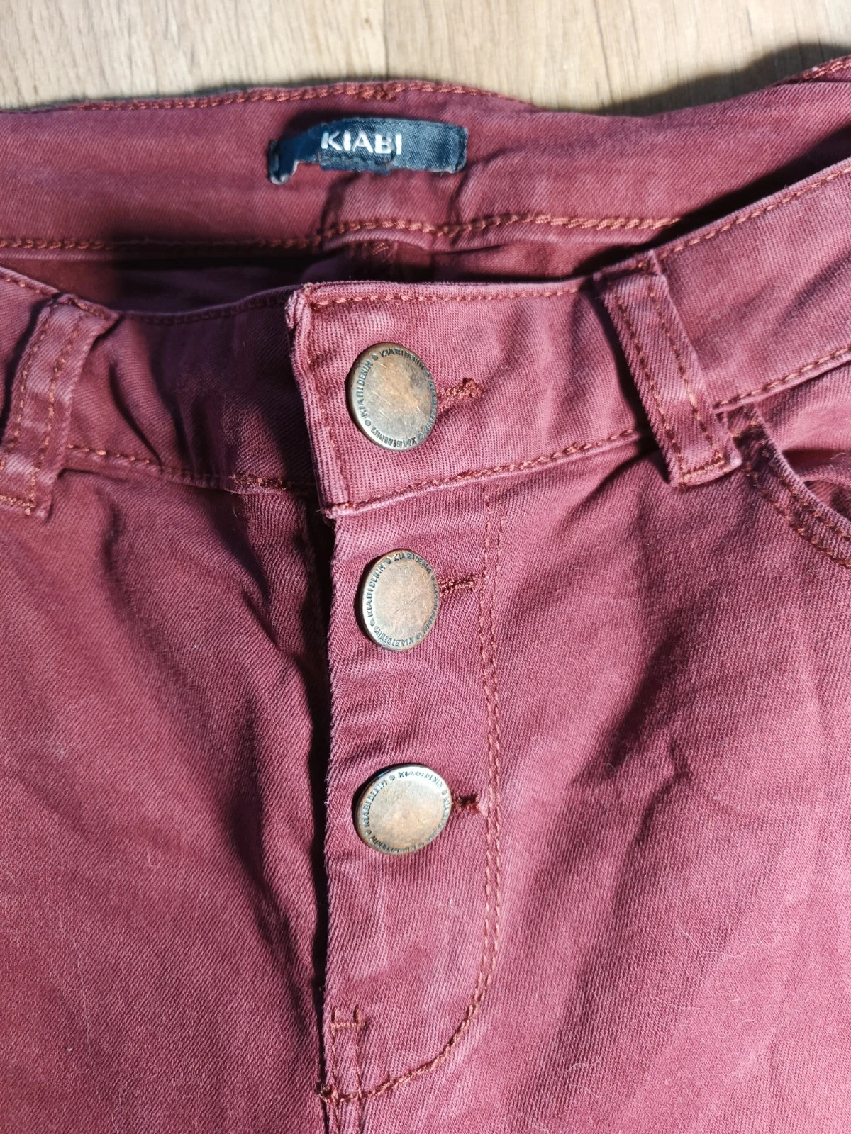 Pantalon Grenat – Kiabi – taille M / 38 / 10 2