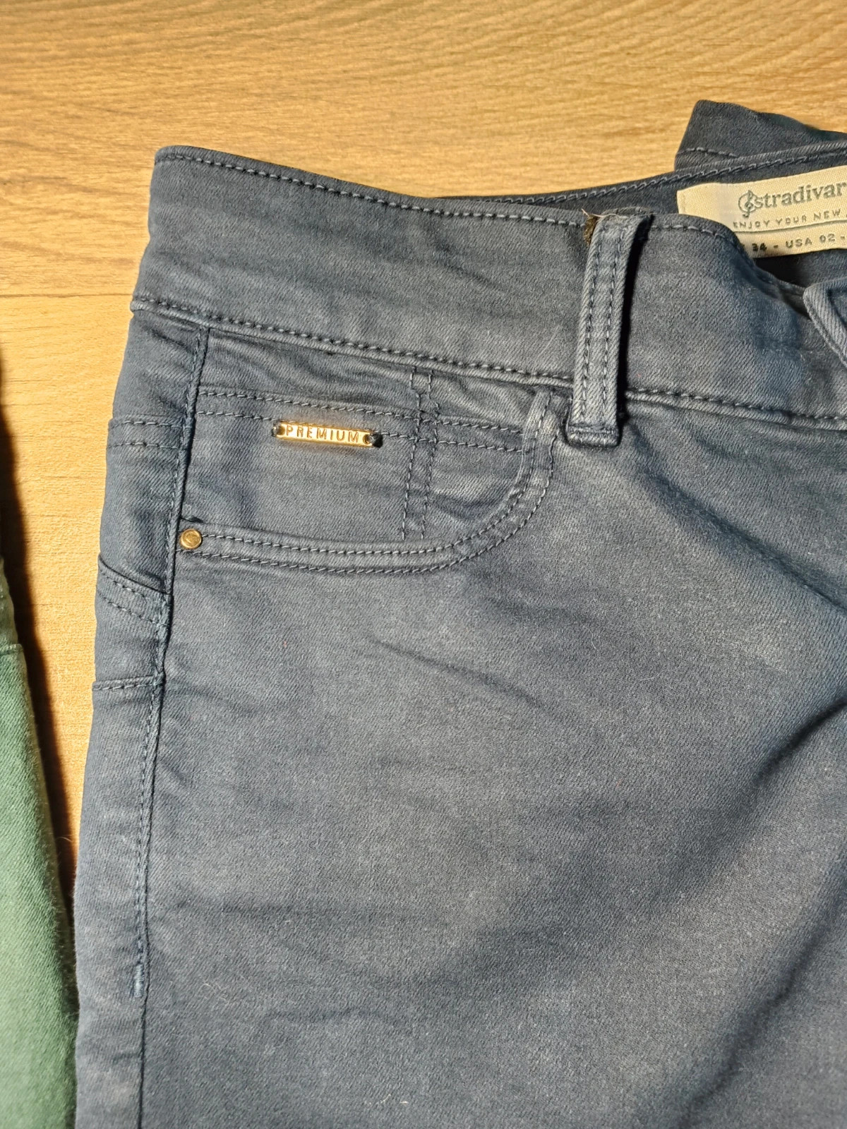 Lot de deux pantalons – Stradivarius – taille XS / 34 / 6 4