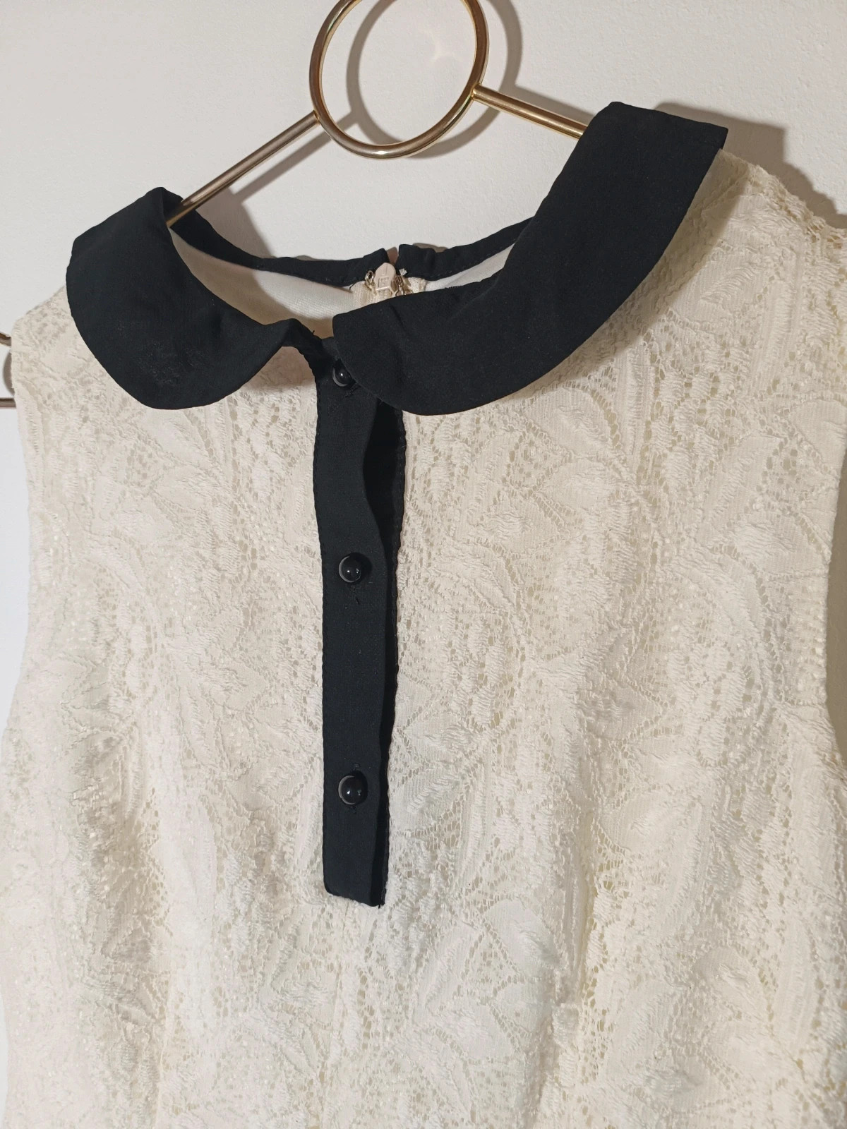 Robe dentelle – Missguided – taille S / 36 / 8 2