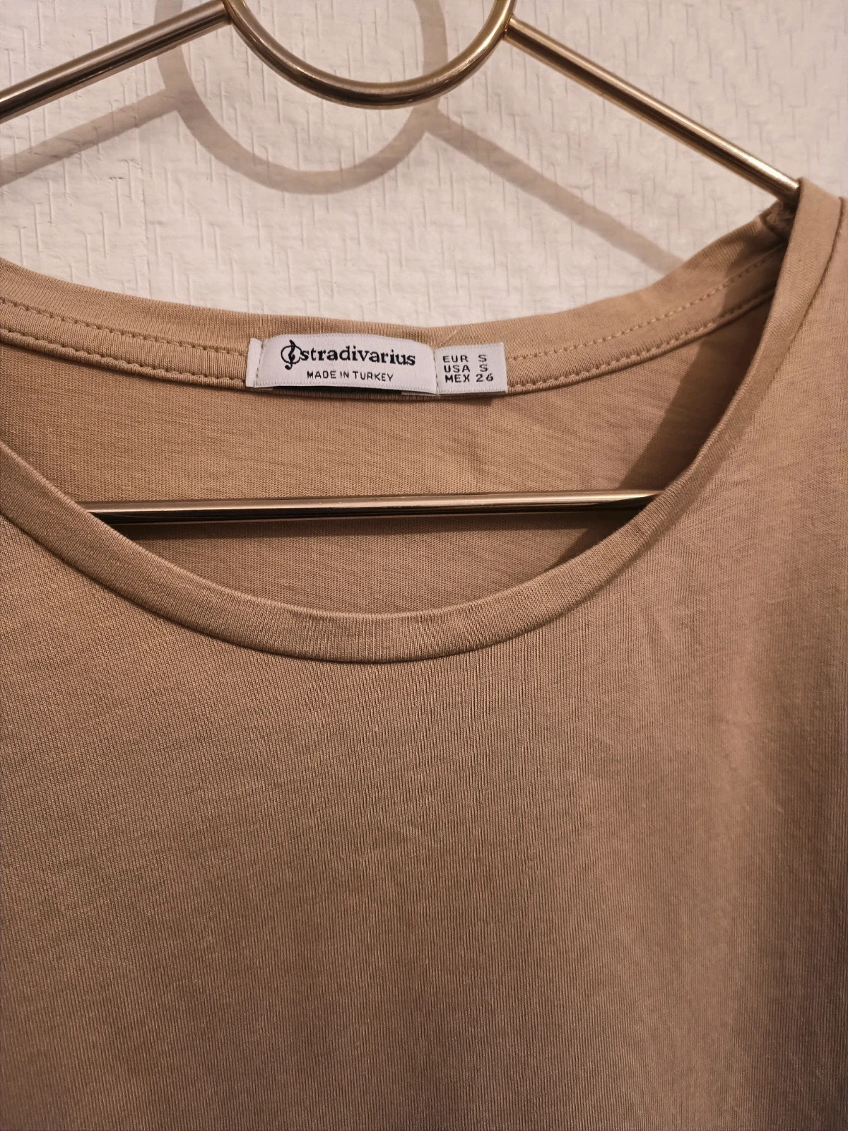 T-shirt Froufrou – Stradivarius – taille S / 36 / 8 4