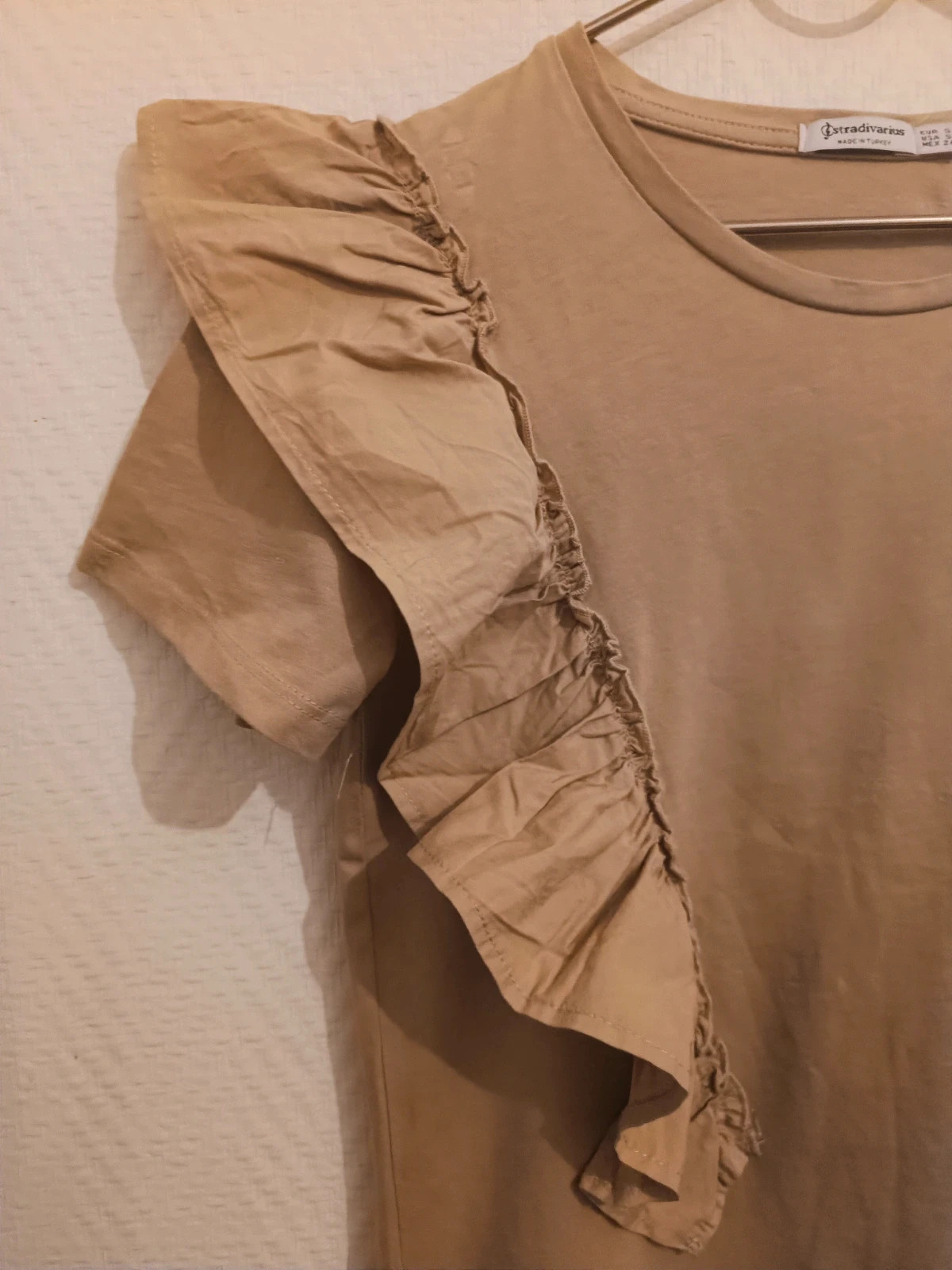 T-shirt Froufrou – Stradivarius – taille S / 36 / 8 3
