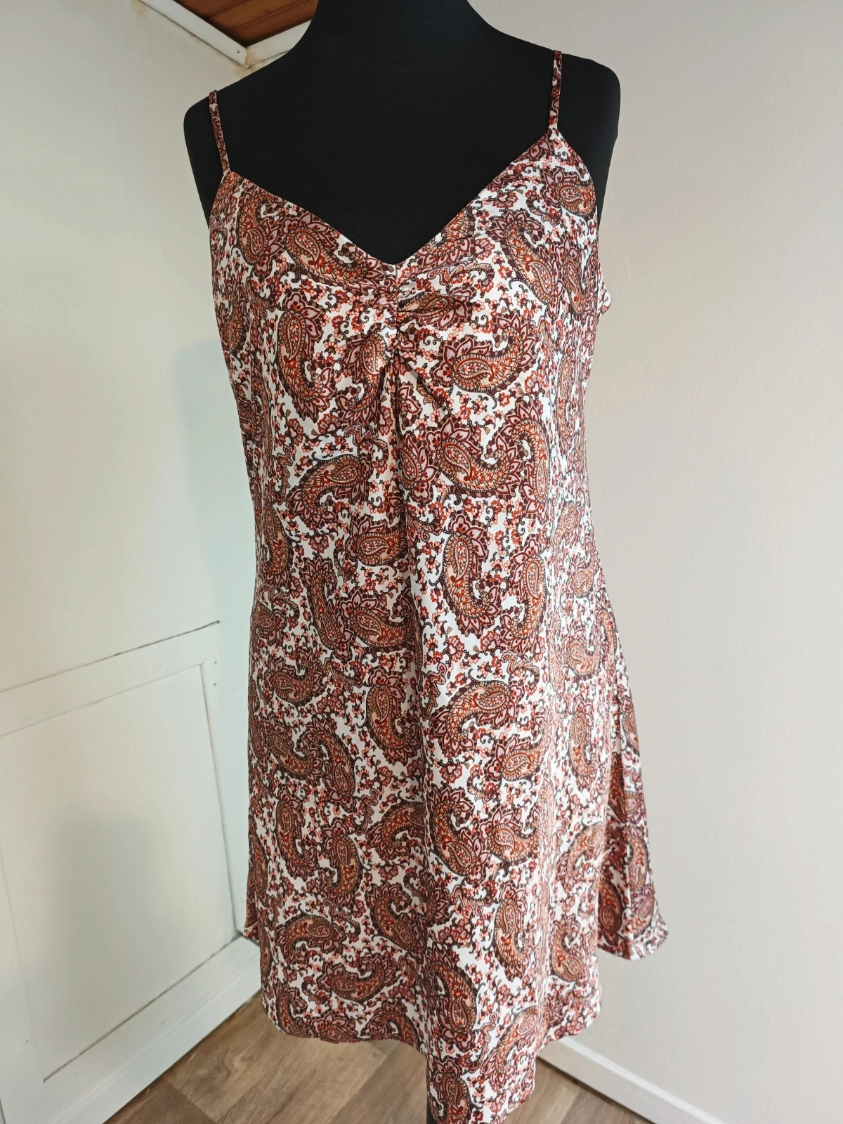 Robe légère – Stradivarius – taille L / 40 / 12 3