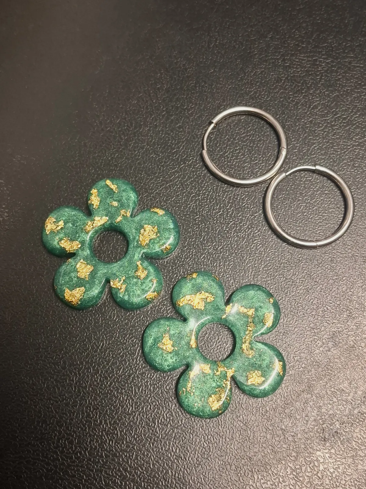 Boucle d’oreille fleurs – Autre 2