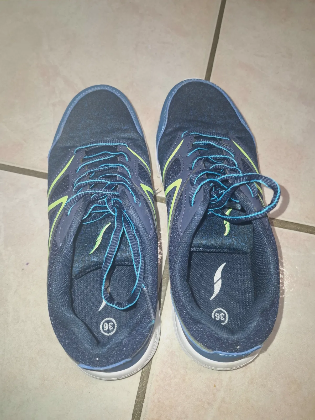 Basket Pointure 36 – Autre – taille EU 36 3