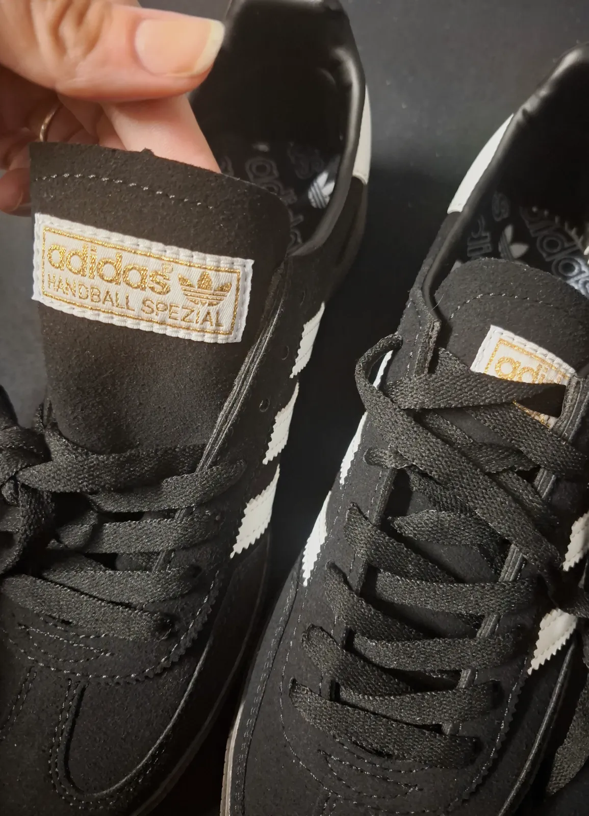 Basket 39 2/3 – Adidas – taille EU 39 5