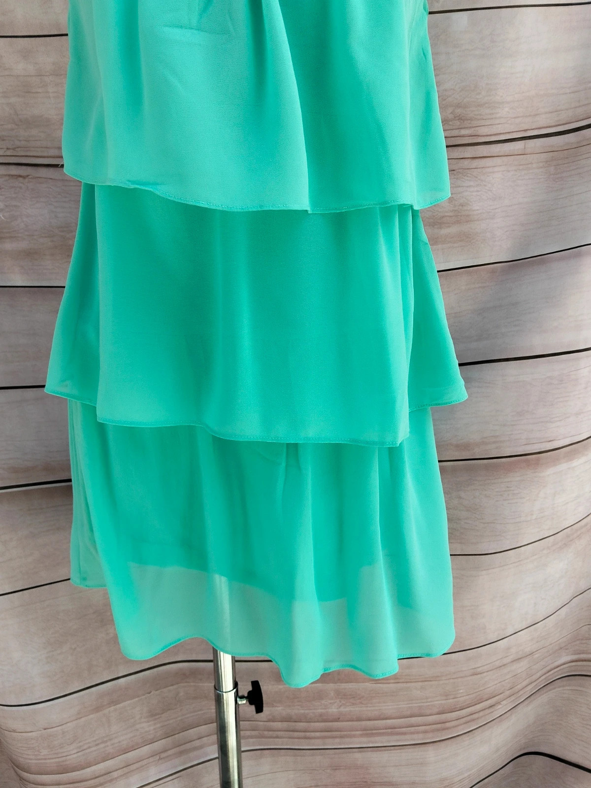 Vestido corto verde menta con volantes 💜 – La Boutique – taille S / 36 / 8 5