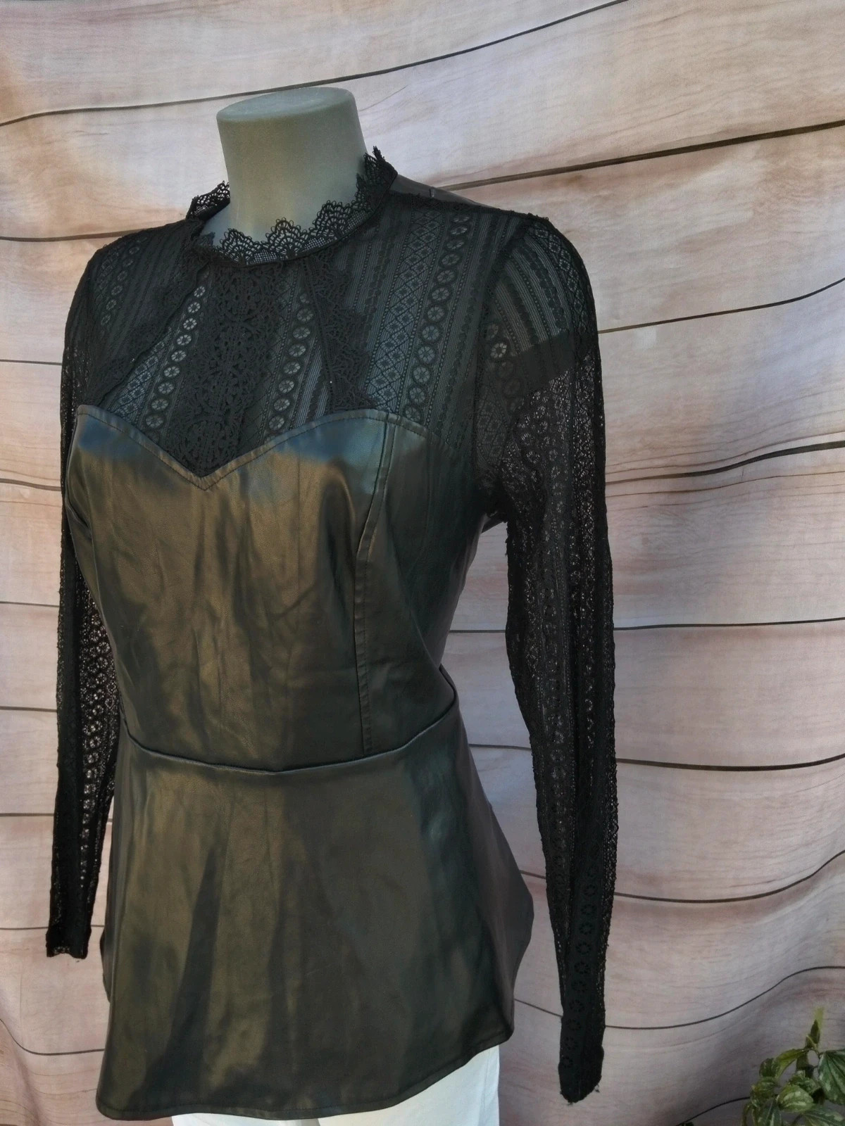 Blusa negra efecto piel y encaje 💜 – La Boutique – taille L / 40 / 12 3