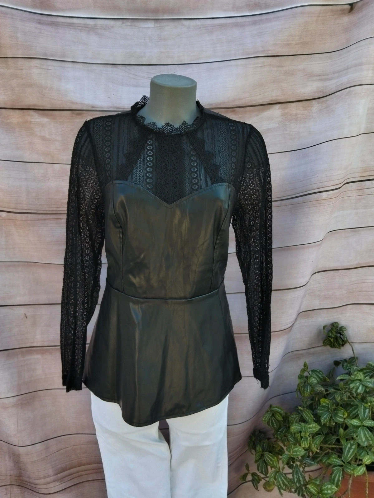 Blusa negra efecto piel y encaje 💜 – La Boutique – taille L / 40 / 12