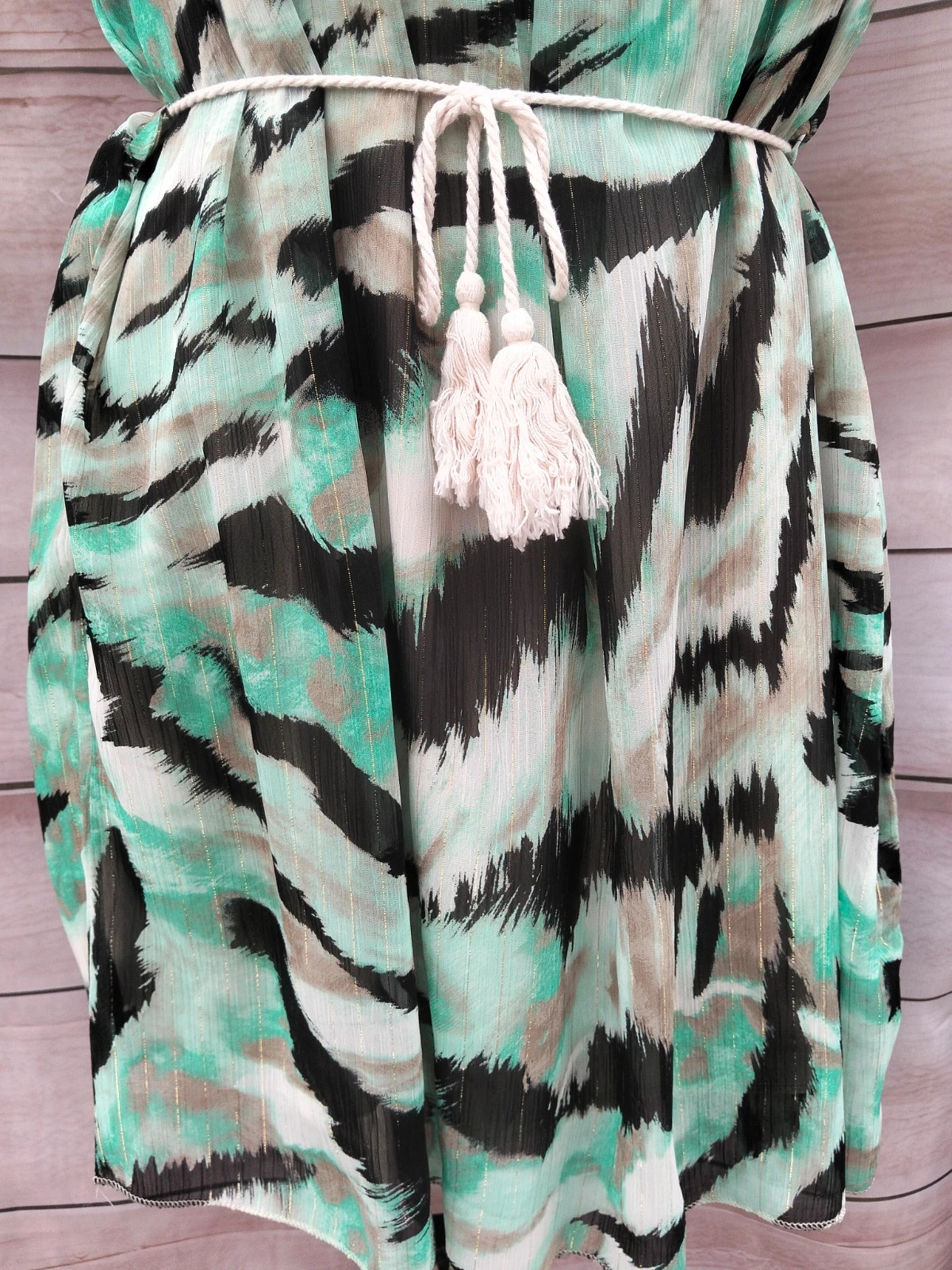 Vestido corto estampado verde y negro con detalle trenzado 💜 – Summer – taille M / 38 / 10 5