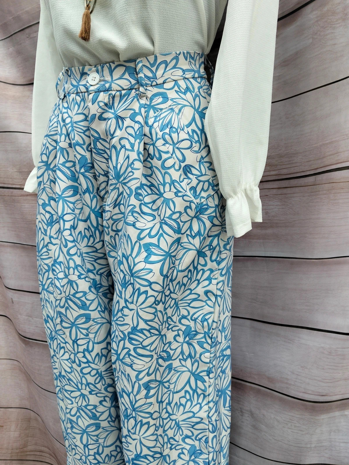 Pantalones estampados de pierna ancha 💜 – La Boutique – taille M / 38 / 10 4