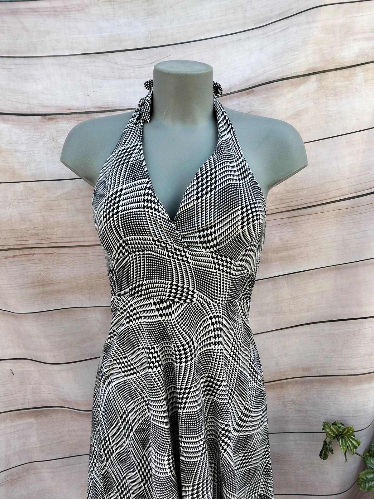 Vestido corto de verano con estampado de pata de gallo 🐓 – La Boutique – taille S / 36 / 8 2