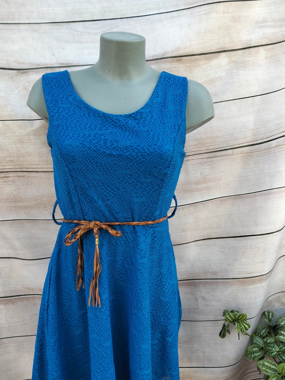 Vestido azul de encaje con tiras cruzadas 💜 – La Boutique – taille L / 40 / 12 2