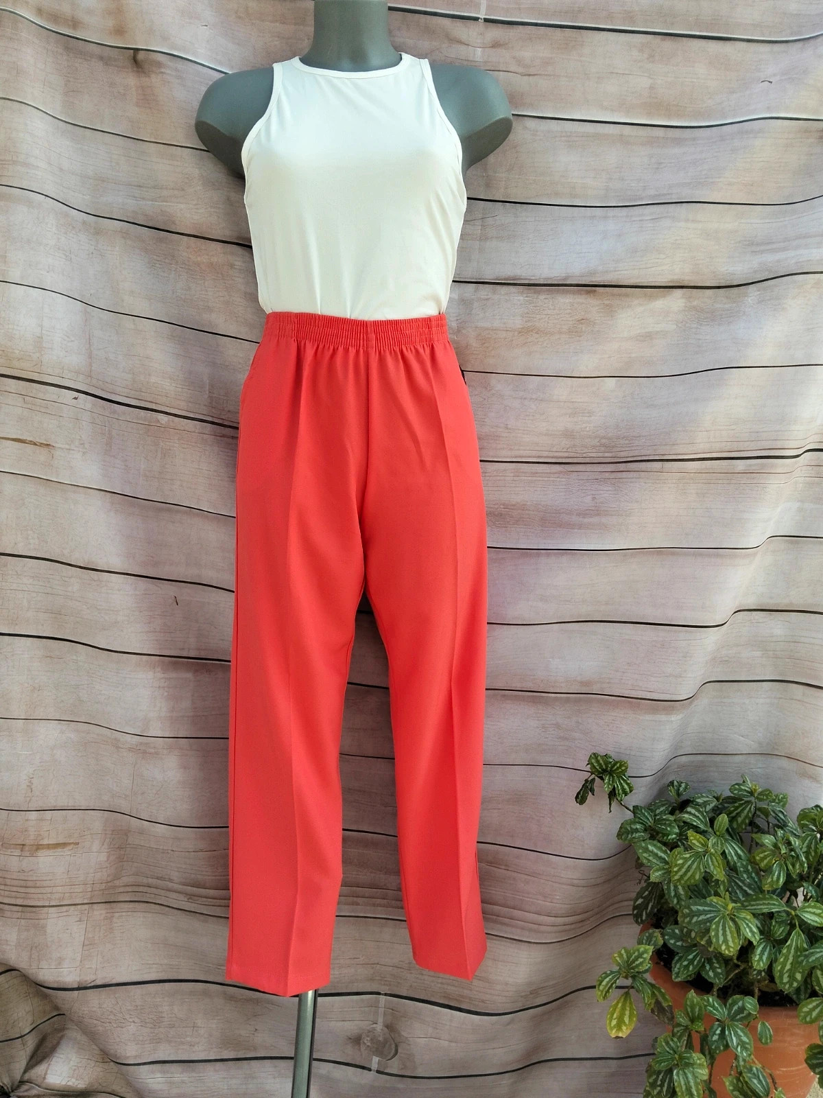 Pantalones de vestir rectos color coral Talla 42 💜