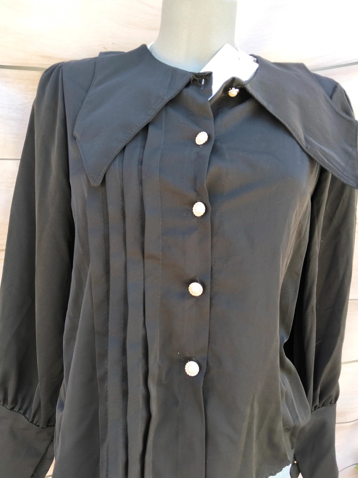 Camisa/blusa negra elegante con cuello bebé y botones joya 💜 – New Collection – taille M / 38 / 10 3