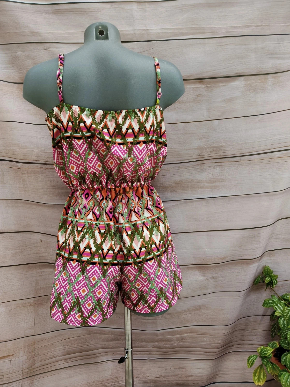 Mono corto estampado étnico con lentejuelas – Talla S (36/38) 💜 – Dunnes Stores – taille S / 36 / 8 5