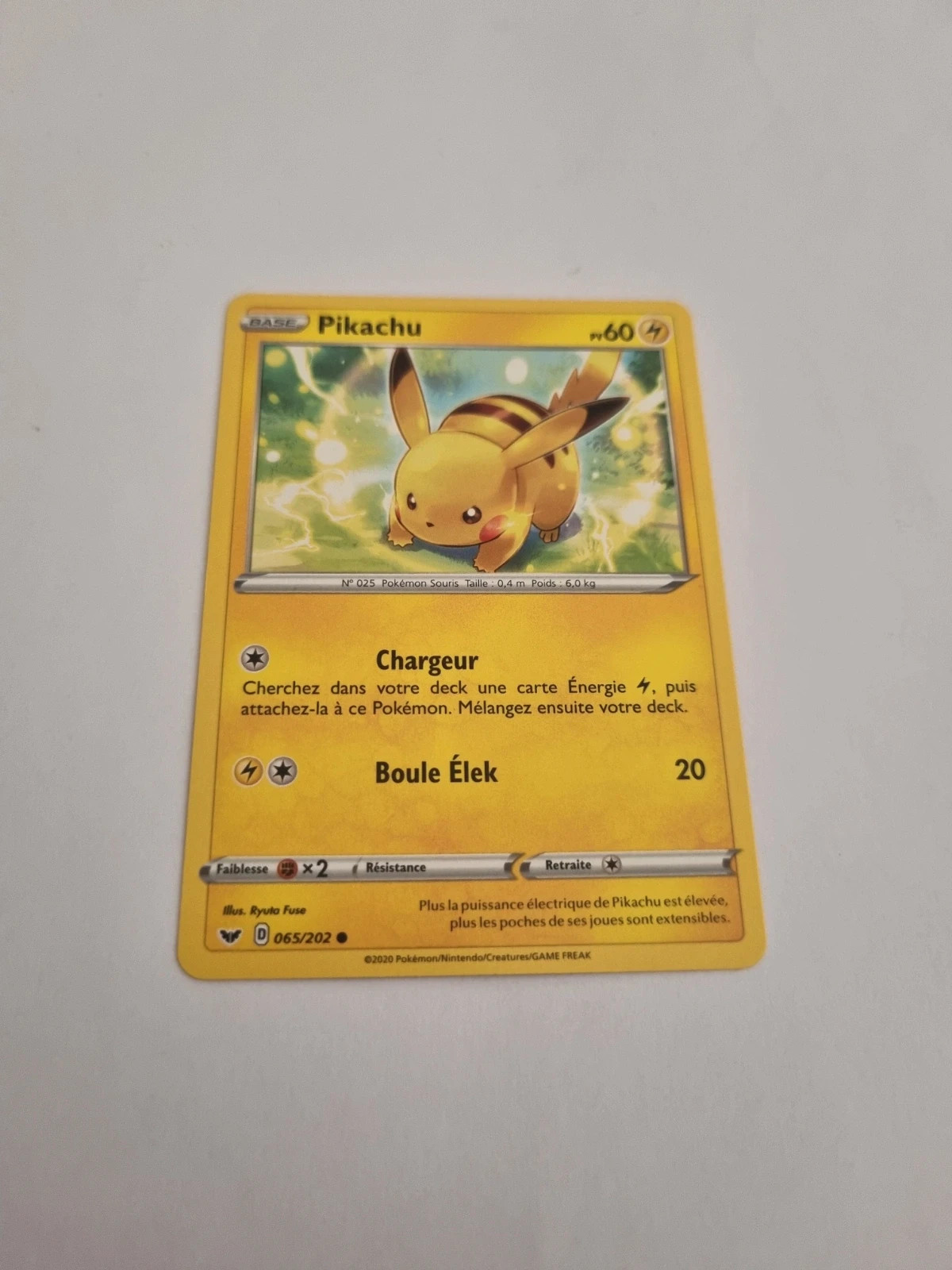 Carte pikachu 2020