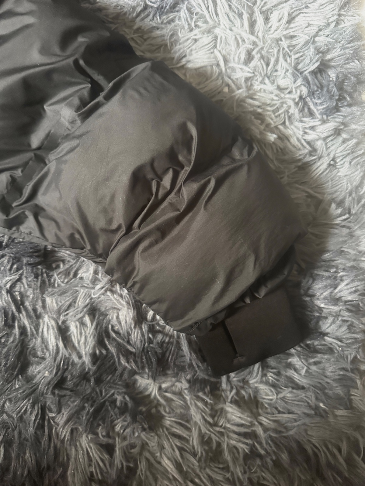 Doudoune noire à capuche Zara – Zara – taille S 4