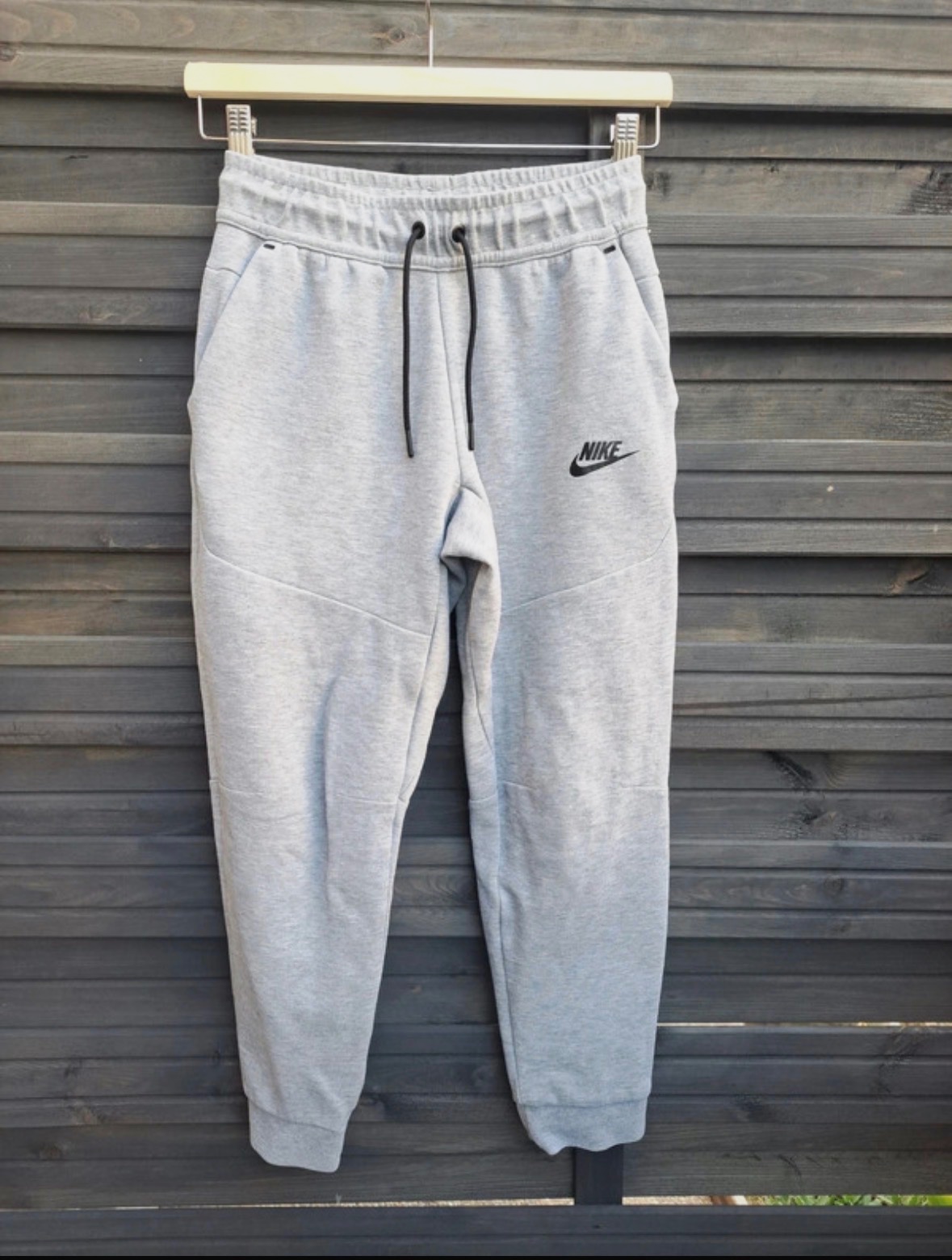 bas de jogging nike tech gris taille M