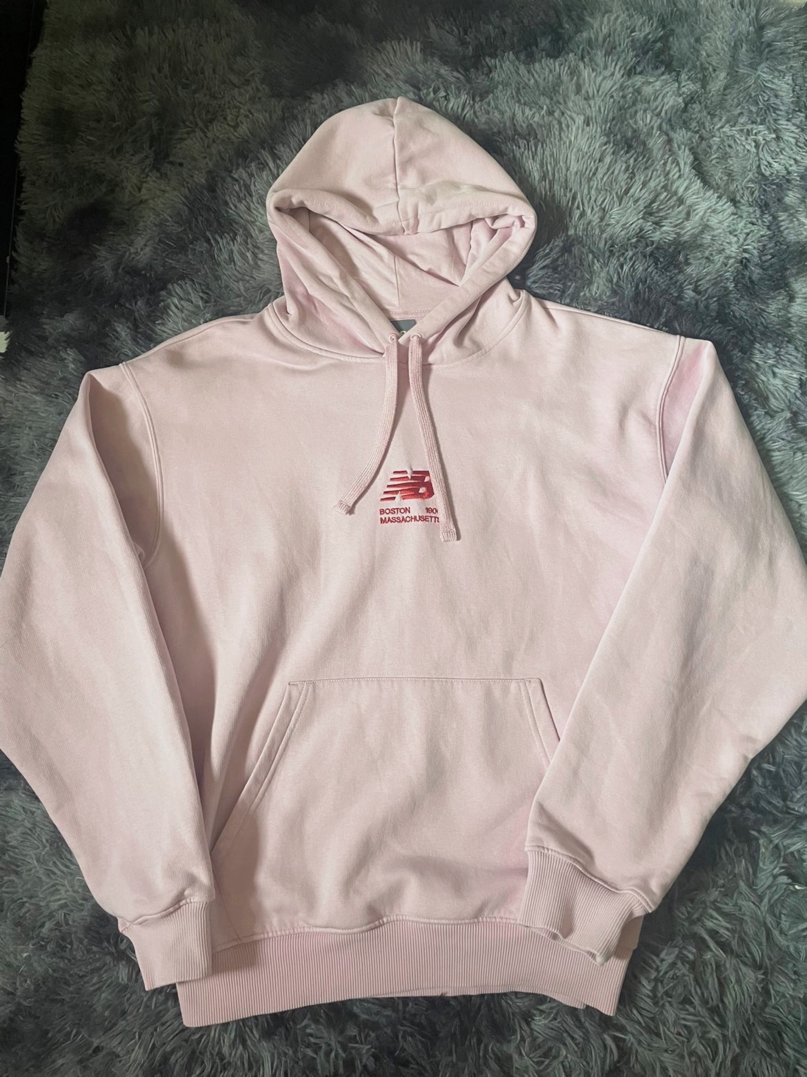 pull à capuche new balance rose taille M – New Balance 2