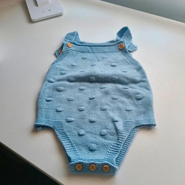 Peto de punto bebe – taille 9-12 mois / 74 cm