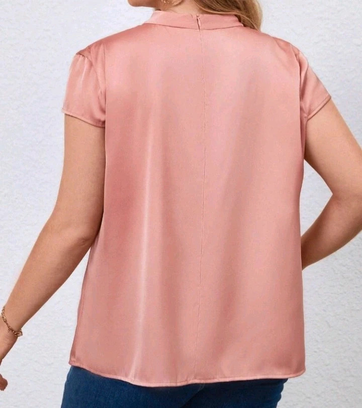 Blusa satén manga corta con escote ojo de gato – Shein – taille XL / 42 / 14 3