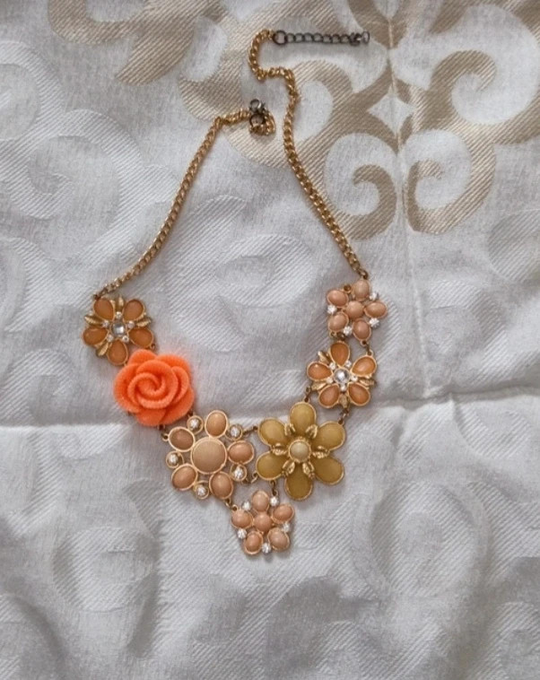 Collar de cadena babero 2