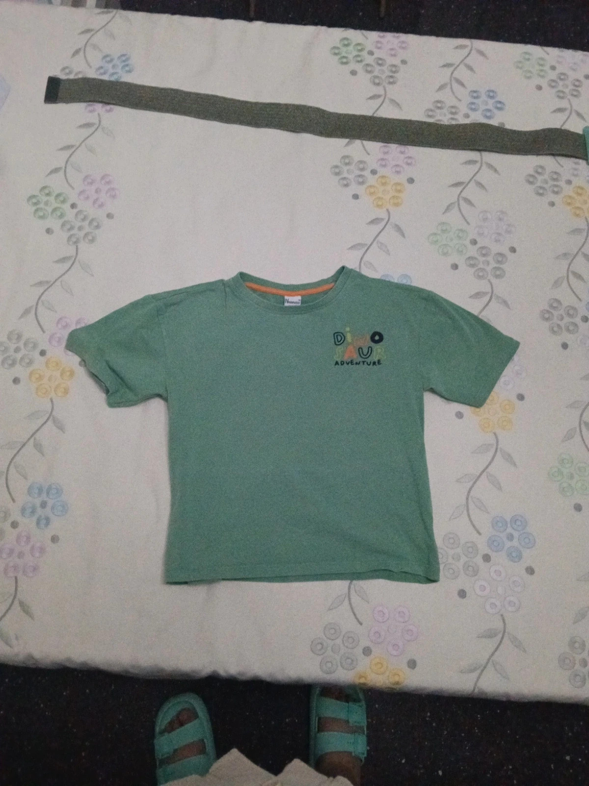 Blusa manga corta dinosaurio niño – newness – taille 5 ans / 110 cm 3