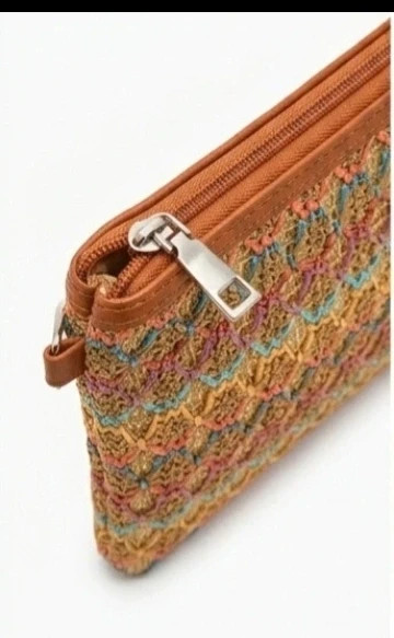 Precioso Bolso de Mano Boho Tejido - Estilo Ratán con Patrón Geométrico 4