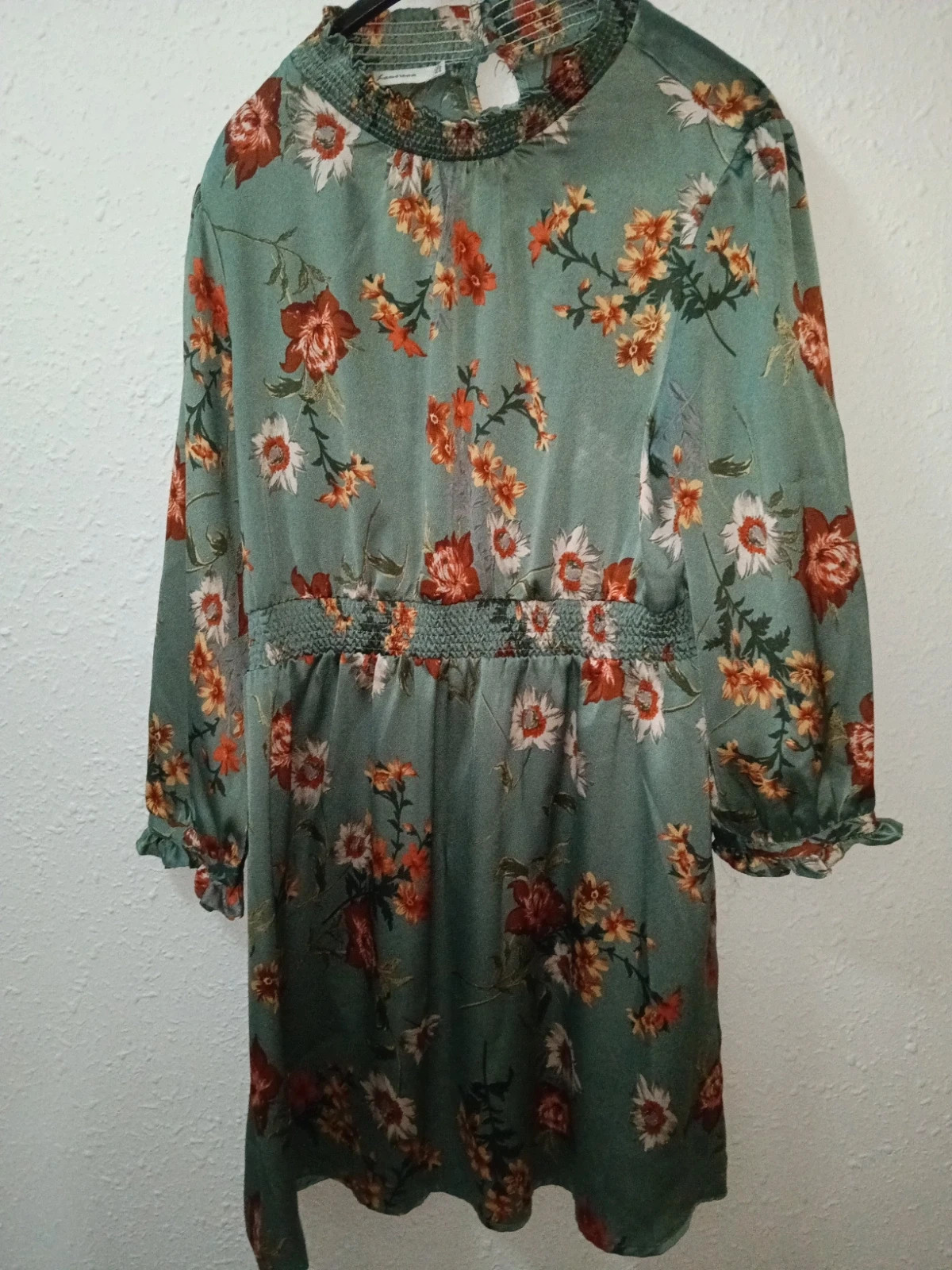 Vestido raso floral. Similar al de ZARA – La Morena – taille XL / 42 / 14 2