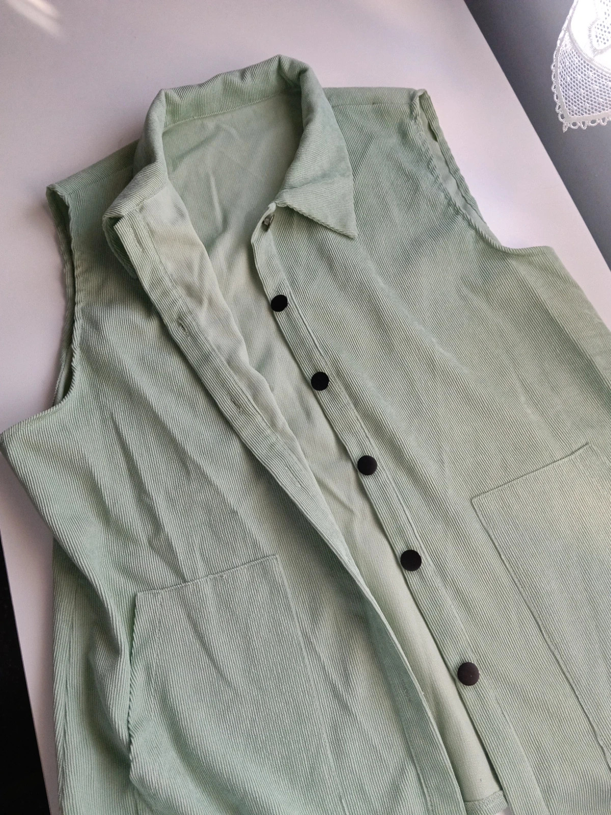 Chaleco de pana fina verde con botones – Shein – taille XL / 42 / 14 5